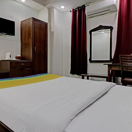 Itsy Hotels Hamlets Stay โนอิดา ภายนอก รูปภาพ