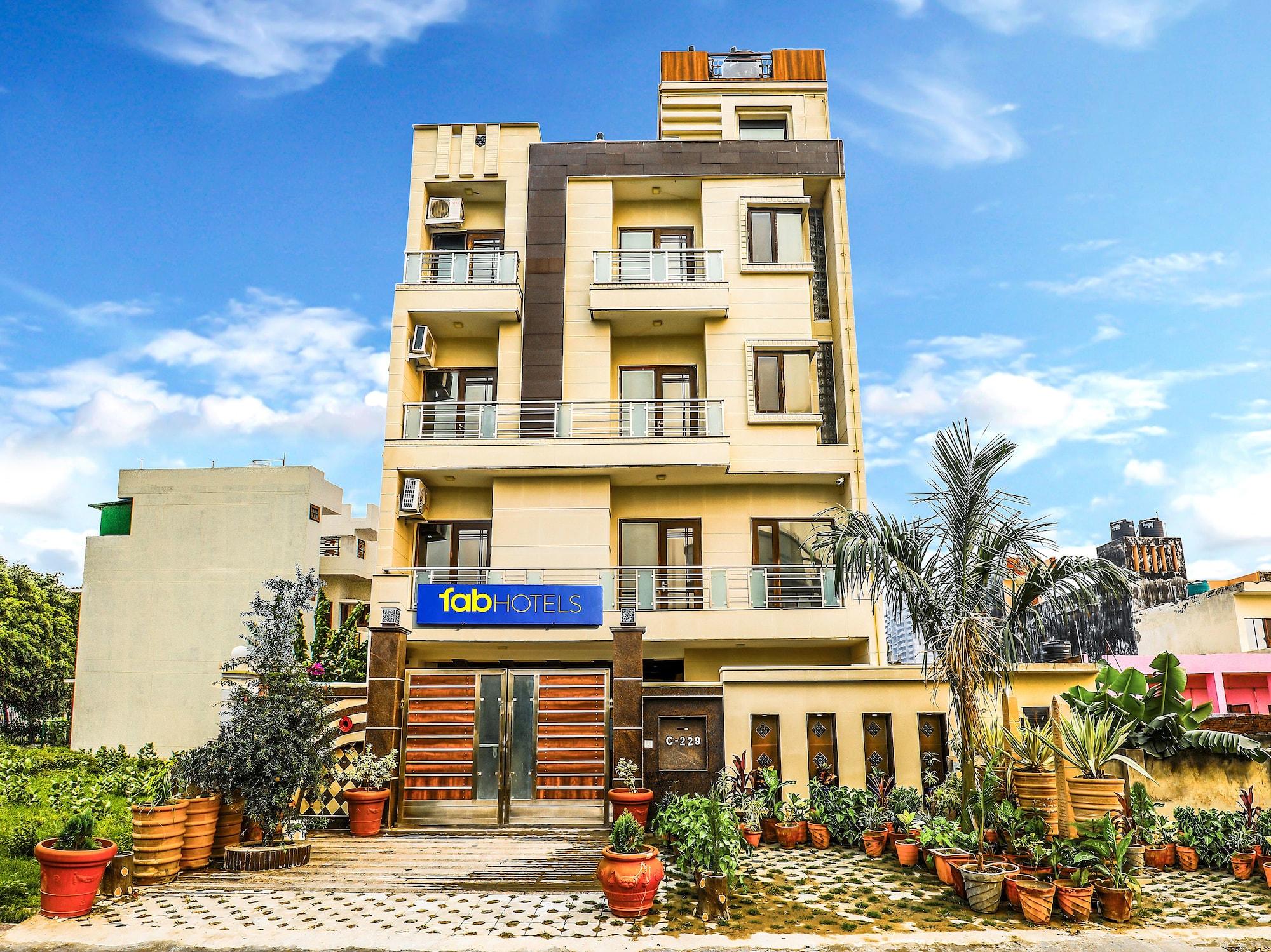 Itsy Hotels Hamlets Stay โนอิดา ภายนอก รูปภาพ