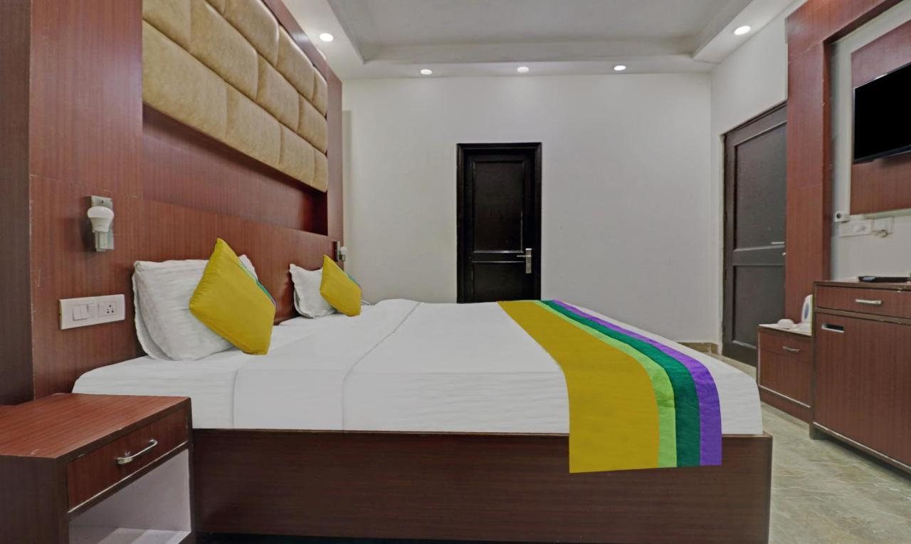 Itsy Hotels Hamlets Stay โนอิดา ภายนอก รูปภาพ