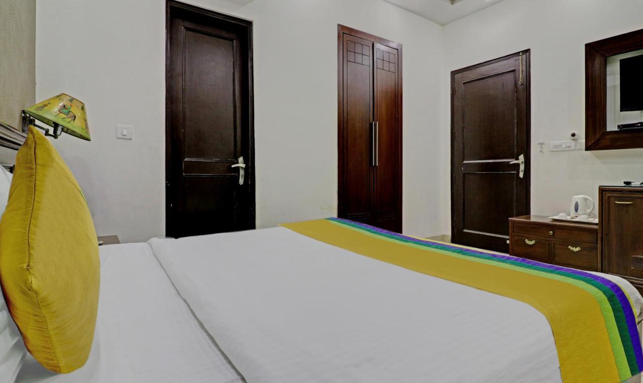 Itsy Hotels Hamlets Stay โนอิดา ภายนอก รูปภาพ